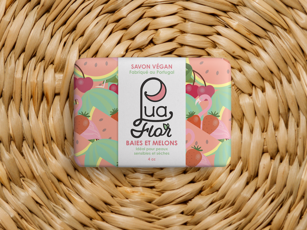 Packaging_soap_berries_mockup_up