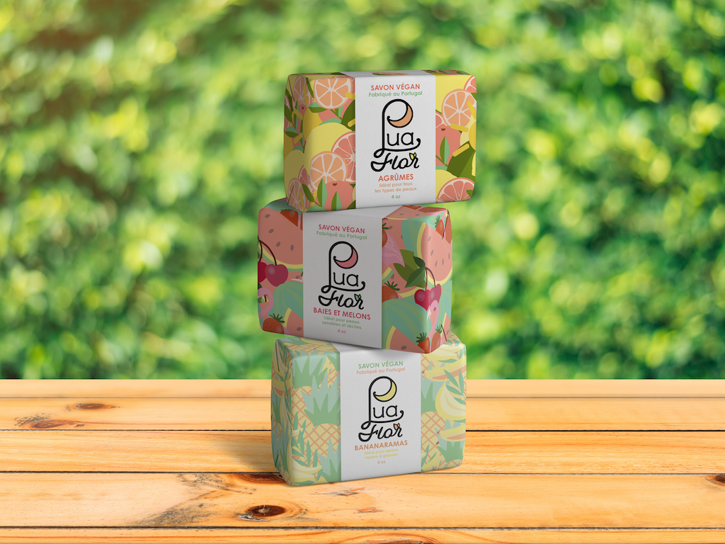 Packaging_soap_mockup_table_three